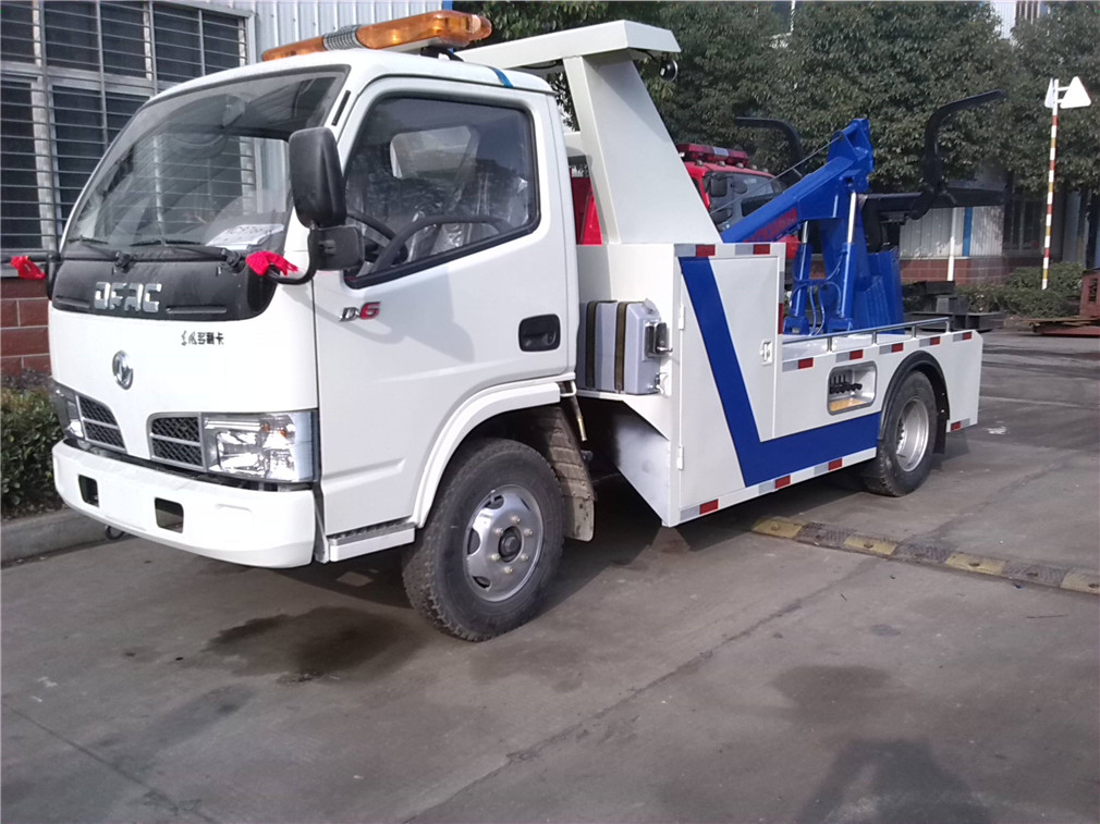 东风福瑞卡小型一拖一清障车